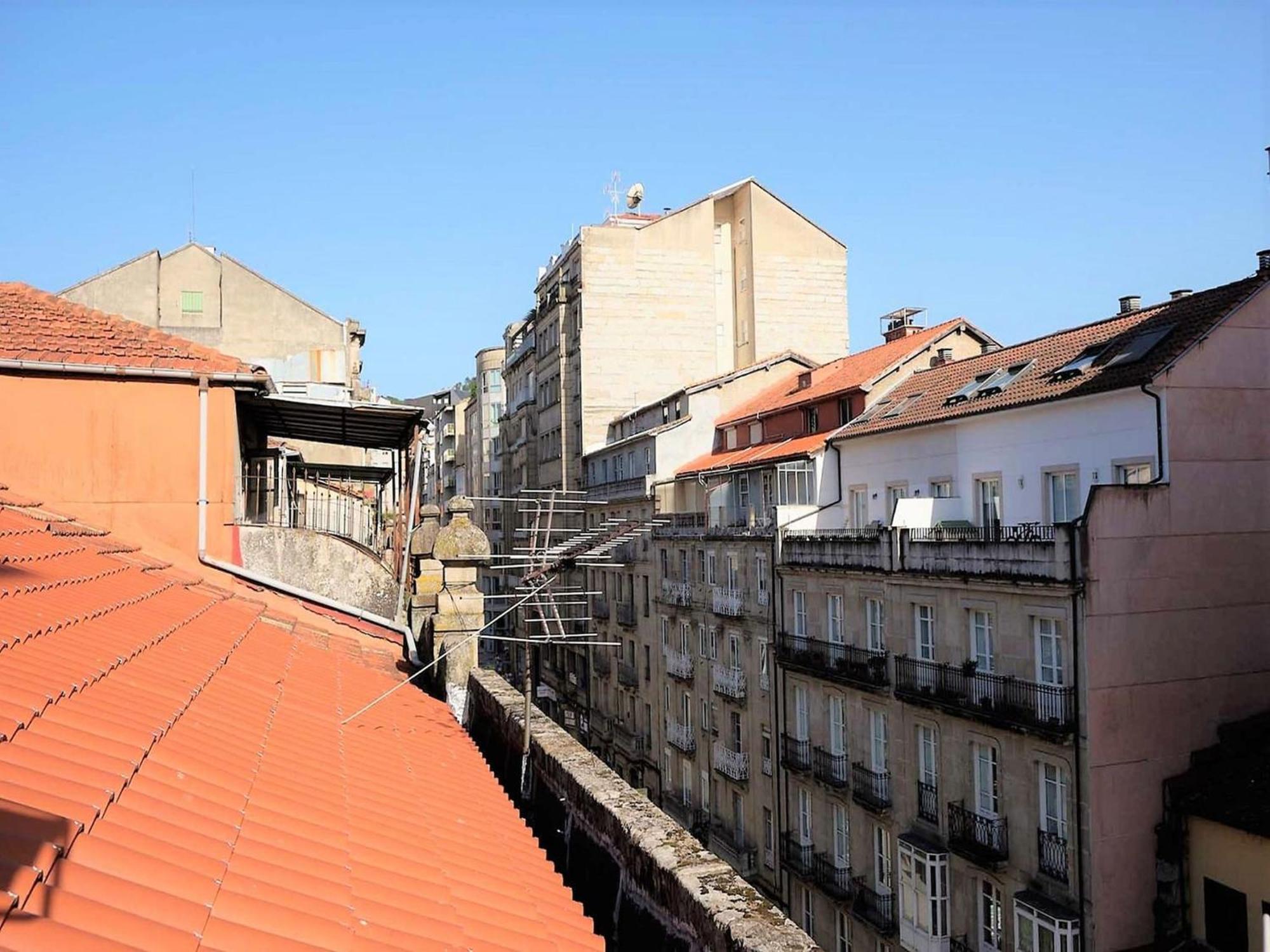 Charming Apartment In Ourense Overlooking The City Экстерьер фото