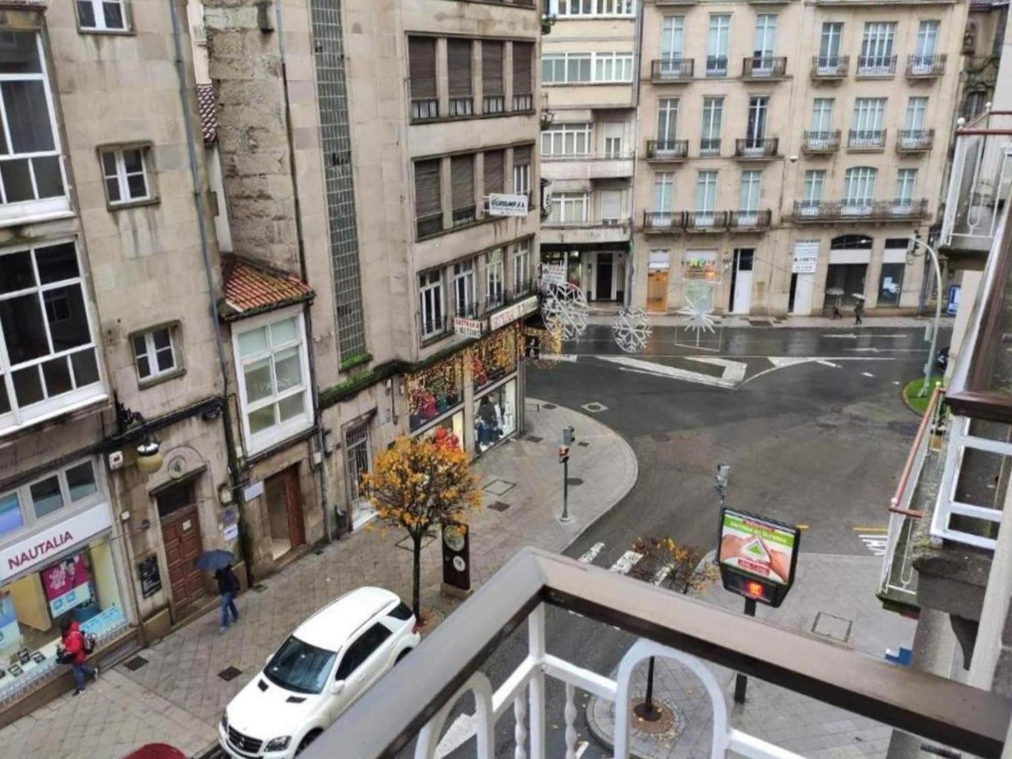 Charming Apartment In Ourense Overlooking The City Экстерьер фото